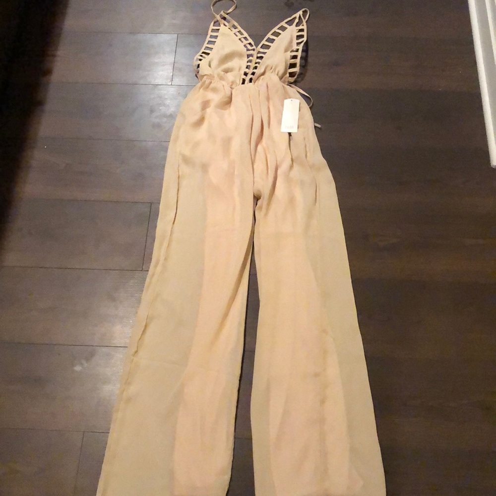Tobi cream romper